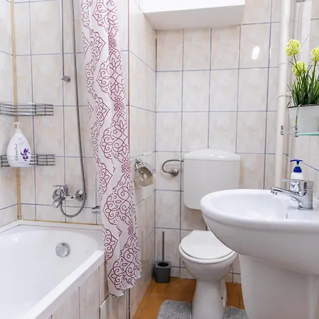 Apartment Color Regina Elisabeta 23 Bucharest