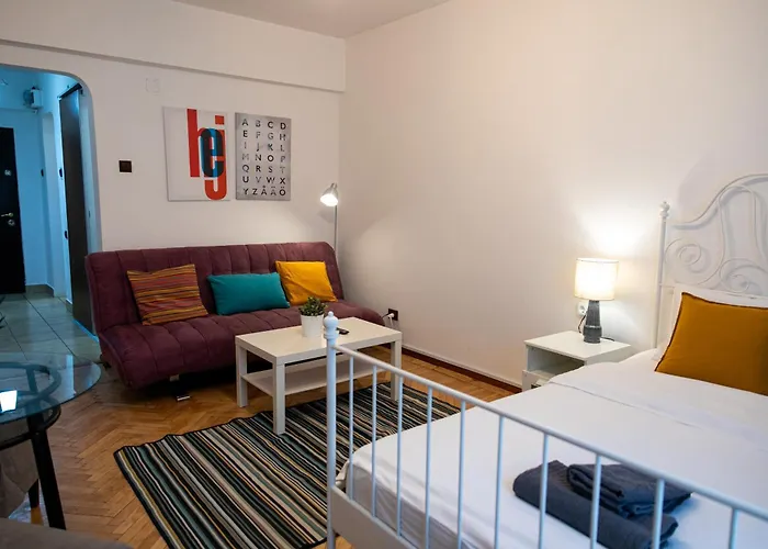 Apartment Color Regina Elisabeta 23 Bucharest
